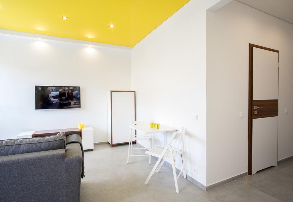 Swietojanska Apartment